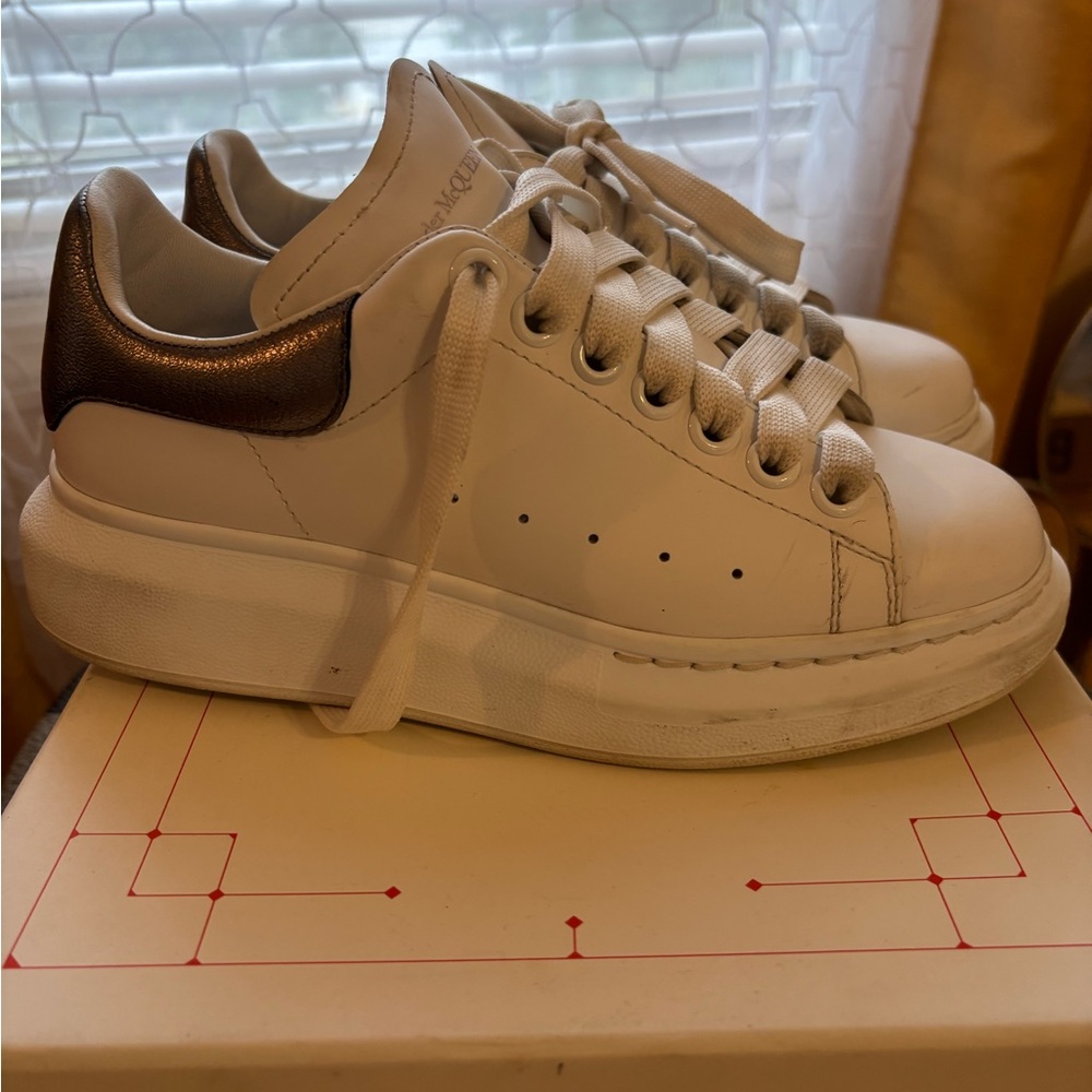 ‼️SOLD‼️ Alexander McQueen White and Black Kids Sneakers